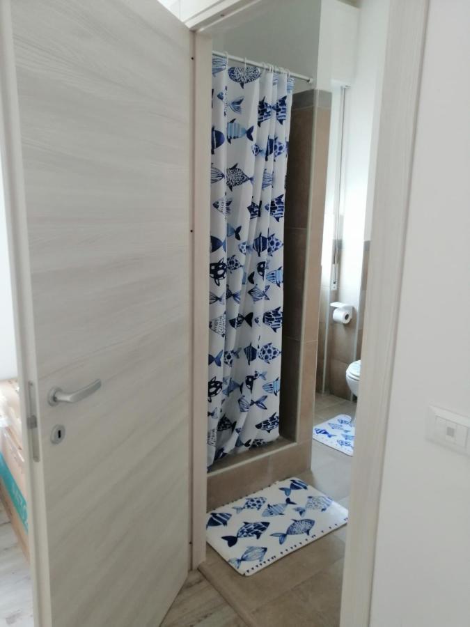 Albergo Blue Fish อัลบีโซลา ซูเพริโอเร ภายนอก รูปภาพ
