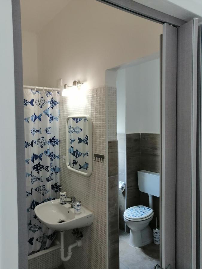 Albergo Blue Fish อัลบีโซลา ซูเพริโอเร ภายนอก รูปภาพ